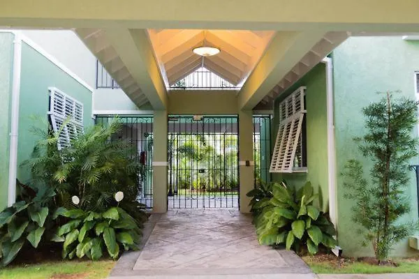 Apartment Urbanchic Studio In Kingston Jamaica